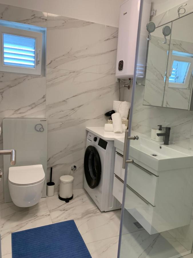 Deluxe Suites Anna Vodice Exterior photo